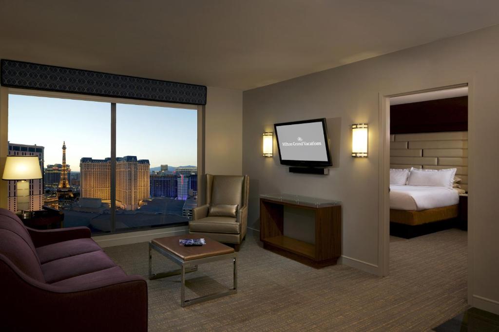 3 Bedroom Suites Las Vegas - Caesars Suites